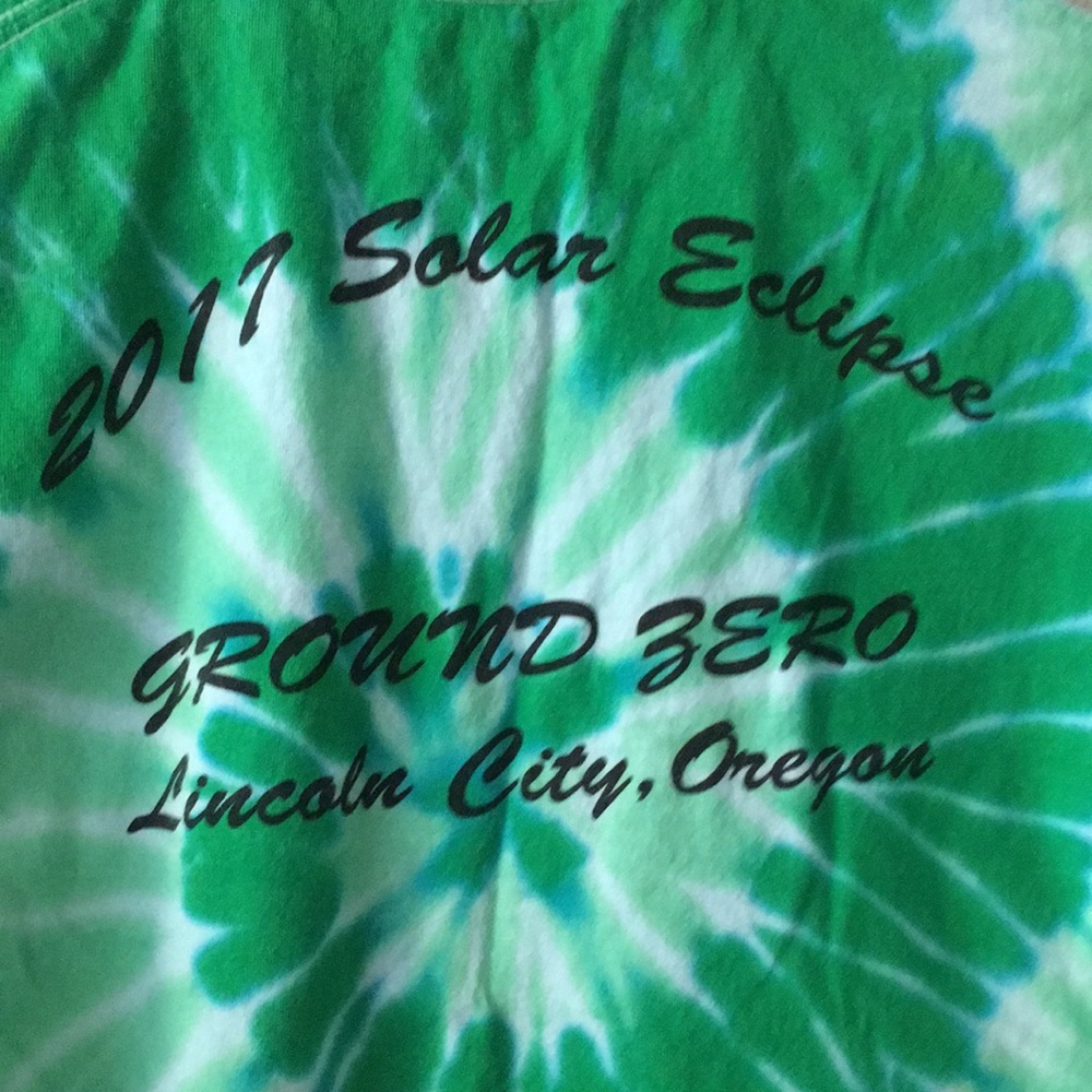 Fun Solar eclipse 2017 tie-dyed tee - Picture 6 of 6
